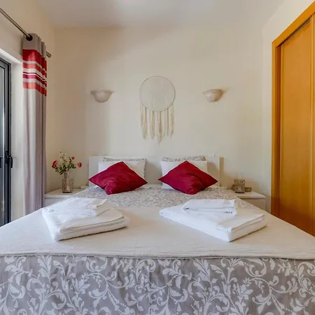 Elegant In With Pool