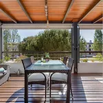 Apartmán Elegant In With Pool *