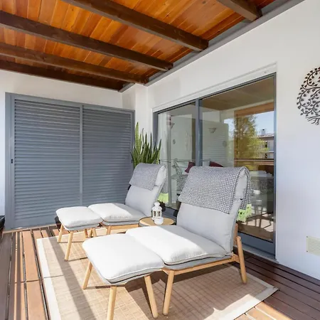 Elegant In With Pool Appartamento Lagos