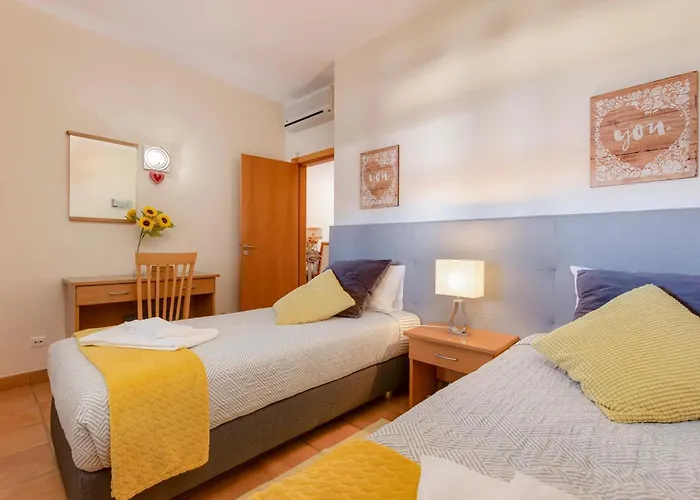 Elegant In With Pool Apartment Lagos